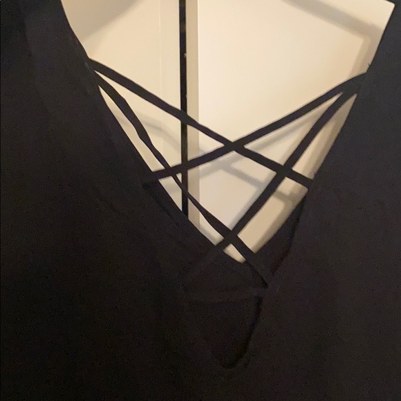 Black dress cinch waist - Picture 2 of 3